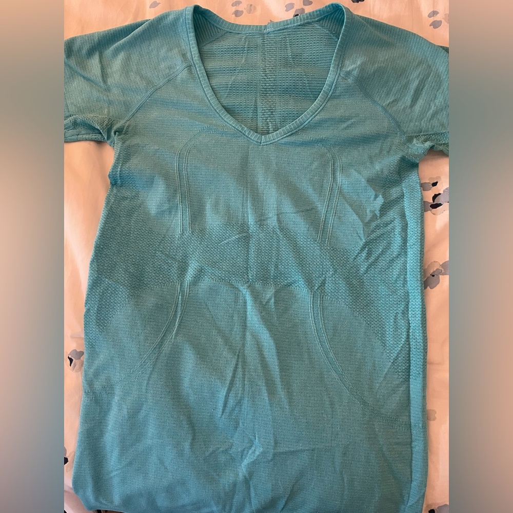 Lululemon T